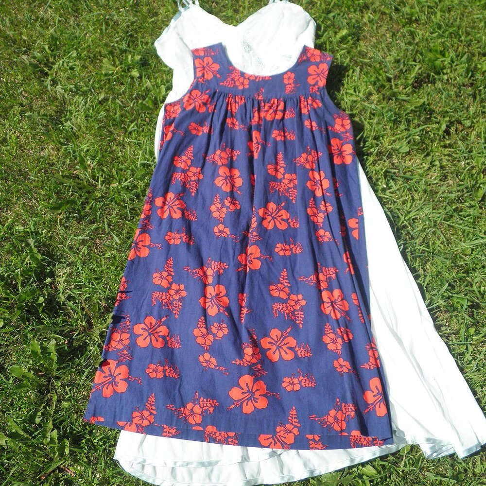 AMaZing Vintage Ui-Maika 100% All Cotton Red & Navy HIBISCUS Hawaii Dress Sz. S